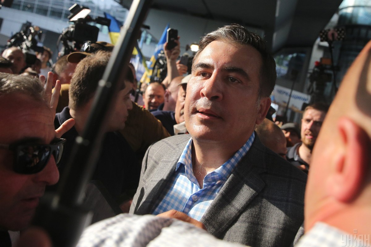 Саакашвили срочно госпитализируют из тюрьмы на вертолете