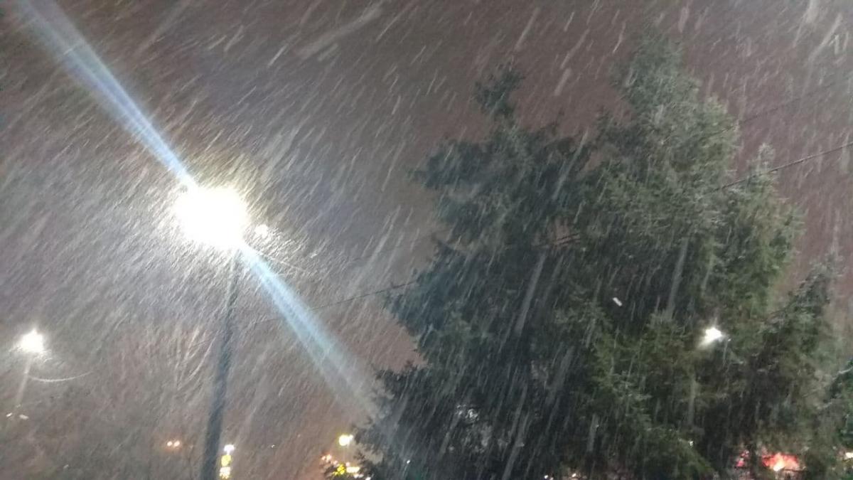 Снег в Киеве Снег в Киеве