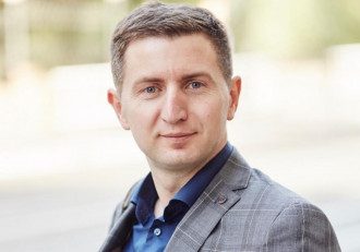 Остап Стахов
