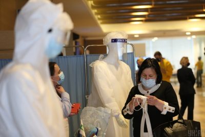 Нові зони карантину в Україні: кількість "жовтих" областей скоротилася, а "помаранчевих" стало більше