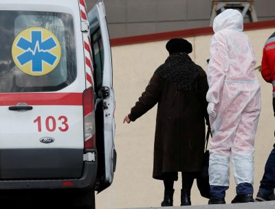 Когда COVID-больным стоит вызвать скорую: в Минздраве назвали перечень тревожных симптомов