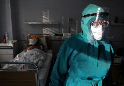 В Еврокомиссии рассказали, когда штамм 'Омикрон' будет доминировать в Европе