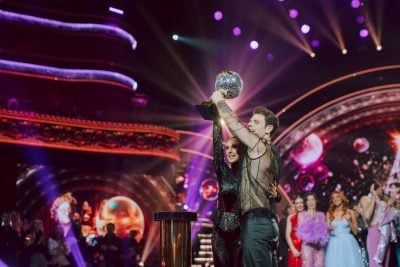 Переможець Танців з зірками Артур Логай не стримав емоції за лаштунками: 'Я все ще не усвідомлюю, що відбулось'