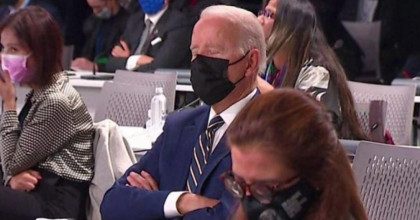 Байден уснул прямо на конференции ООН по климату