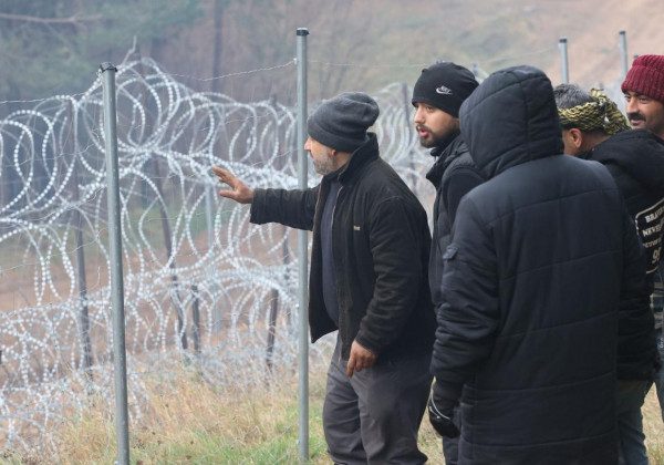Що відбувається на білорусько-польському кордоні: росЗМІ повідомили про "прорив" мігрантів