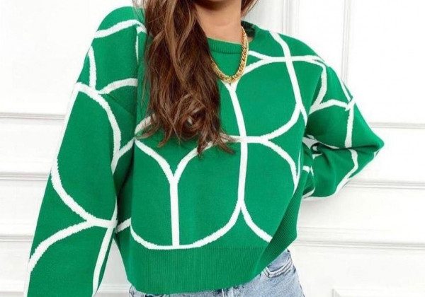 У моду на зиму 2022 прийшли теплі светри невимовної краси, в яких зима пройде непомітно