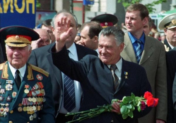 "Ми прощаємося з "Людиною епохи": власниця ритуальної компанії Алла Ландар про Олександра Омельченка