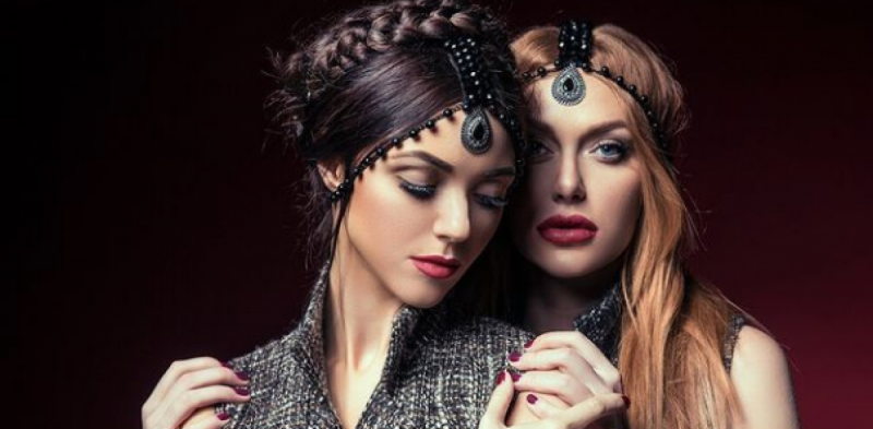 НеАнгельський скандал: колишні учасниці групи НеАнгели зчепилися через шматок торта