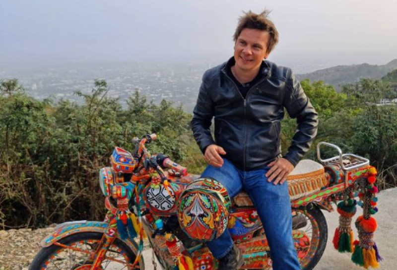 Дмитро Комаров показав своїх двійнят: "Найкращий подарунок!"