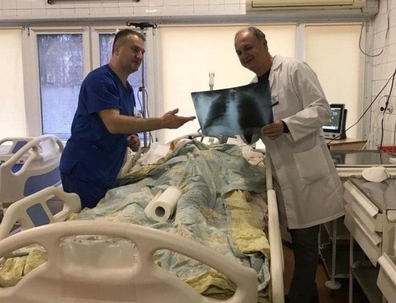 Падала в обморок и путалась в словах: у студентки обнаружили женскую болезнь, разрушающую мозг