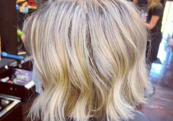 Стрижка італійський боб 2022 Стрижка італійський боб 2022