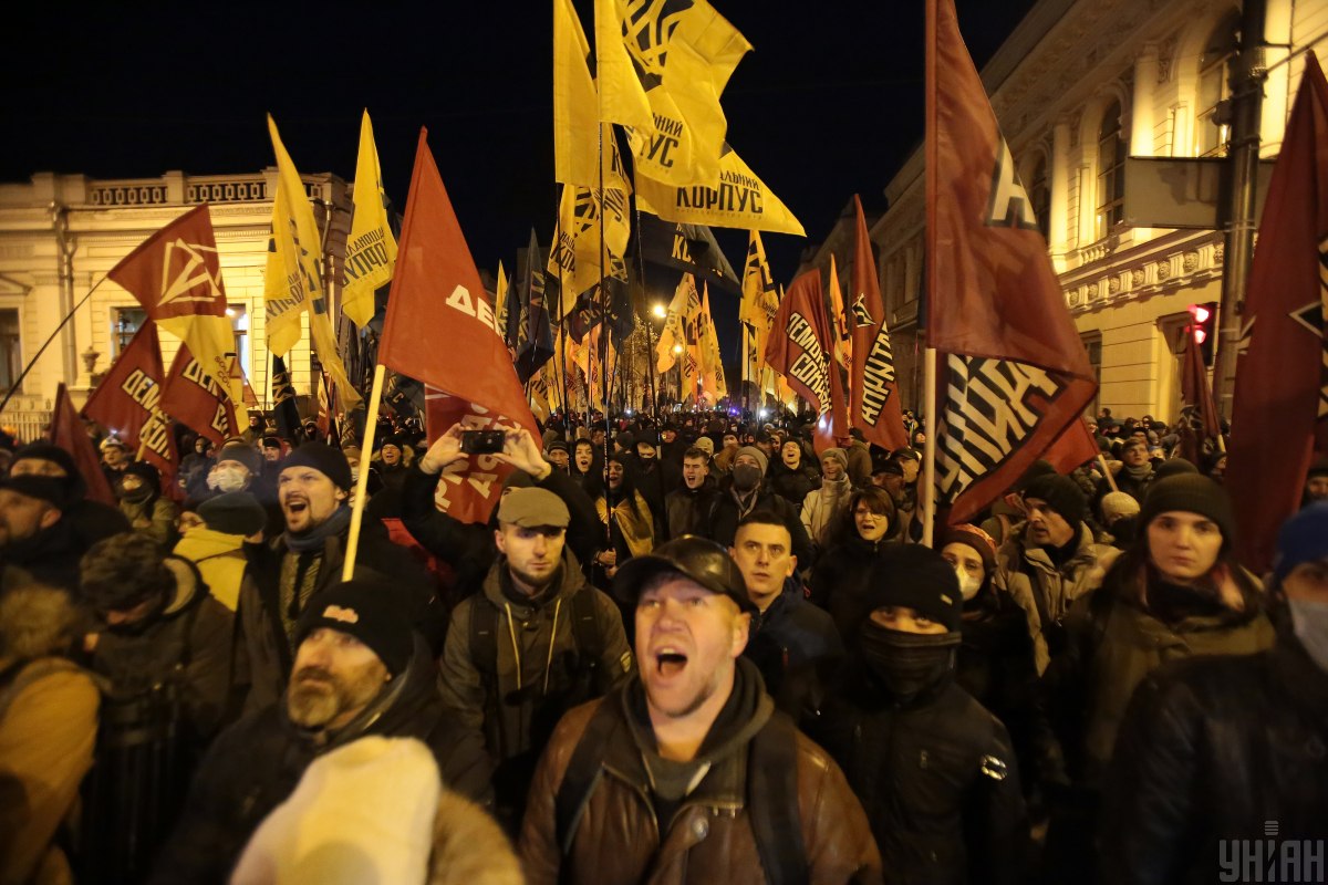 Новых майданов в Украине боится только власть
