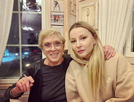 Ольга Медынич показала, как сейчас выглядит 87-летняя Алиса Фрейндлих