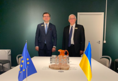 Ударом у відповідь будуть санкції: Кулеба обговорив з Боррелем протидії вторгненню Росії в Україну