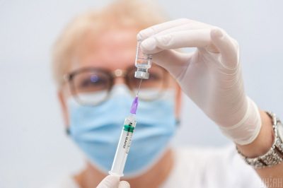 Україна вперше виділила гроші на закупівлю найдорожчих у світі ліків для дітей Україна вперше виділила гроші на закупівлю найдорожчих у світі ліків для дітей