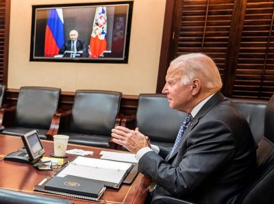 Россию из-за атаки на Украину отключат от мировой финсистемы: США предупредили Москву о мощном ударе