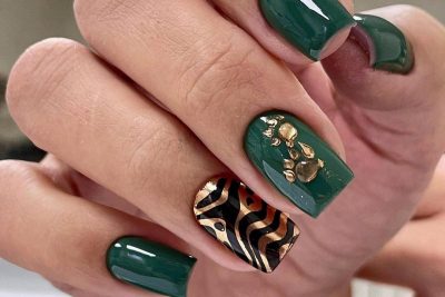 Найгарніший новорічний манікюр 2022, який схвалить Чорний Водяний Тигр