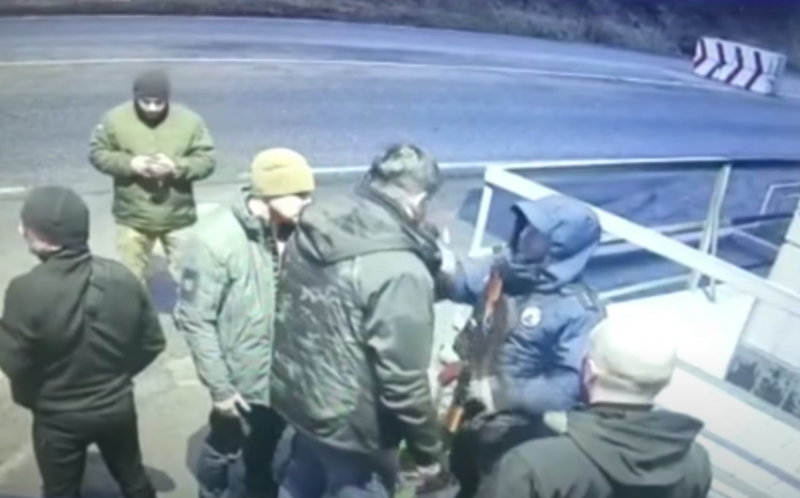 Заступник голови МВС влаштував "розбірки" з поліцейськими на блокпосту - Монастирський обіцяє розібратися