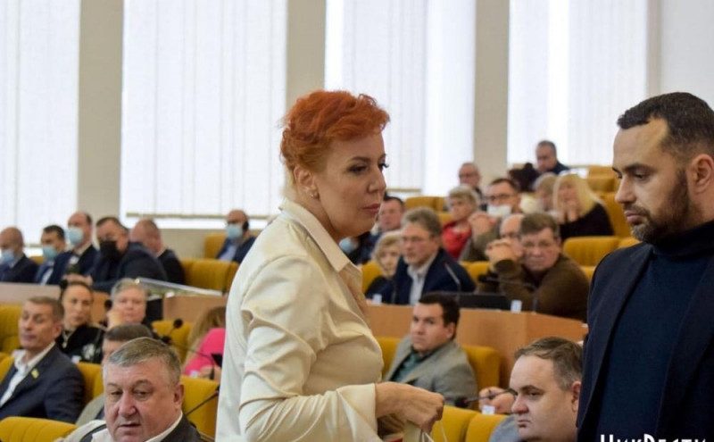 Скандал в інфекціонці Миколаєва: головлікаря Федорову, яка просила кисень і гроші, звільнили