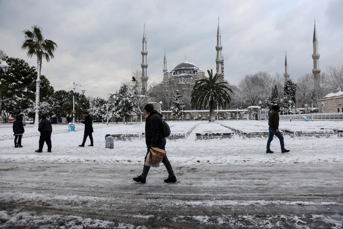 Снегопад в Стамбуле