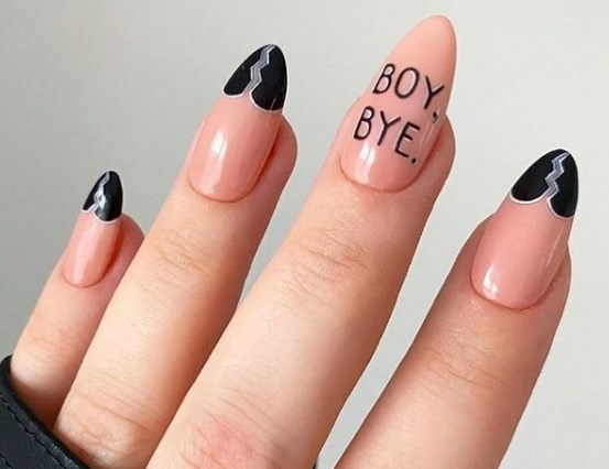 Манікюр на День Валентина 2022