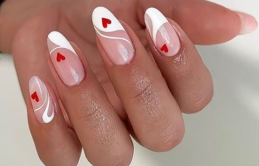 Манікюр на День Валентина 2022