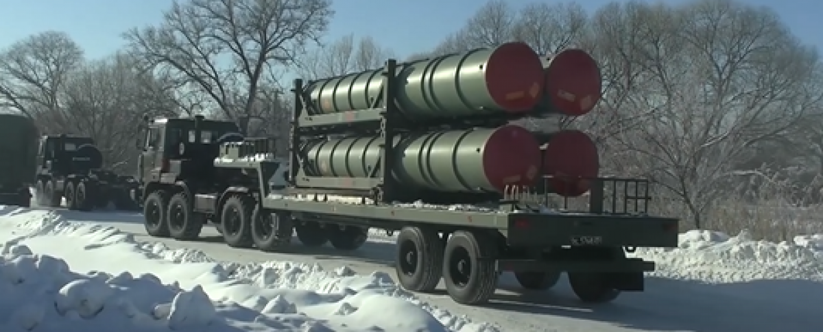 Россия направила в Беларусь два дивизионных ракетных комплекса - видео