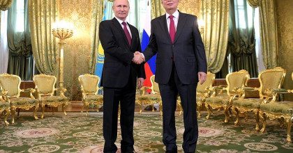 Президент Казахстана срочно позвонил Путину из-за войны в Украине