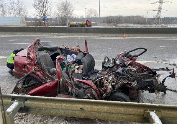 Без шансів на порятунок: під Києвом у страшній ДТП загинули чотири людини