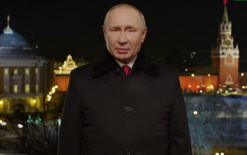 "Зжер Росію, тепер здуває": Путіна під час новорічного звернення підняли на сміх