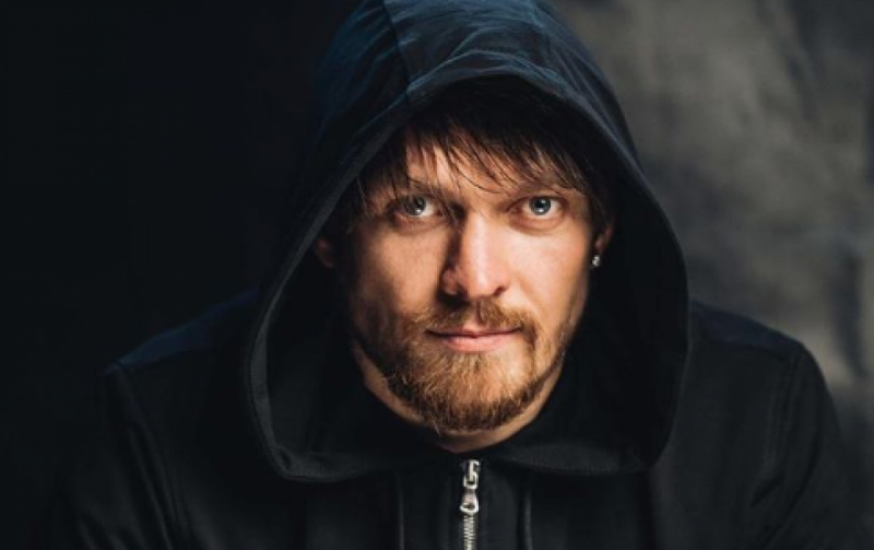 Олександр Усик показав рідкісне фото з 12-річною дочкою - вона "рознесла" батька в пух і прах