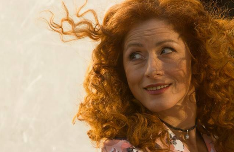 Звезда сериалов Марш Турецкого и Каменская попала в реанимацию после пожара в ее квартире