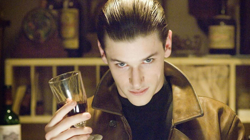 Гаспар Ульєль зірвався зі скелі - французького актора екстрено госпіталізували