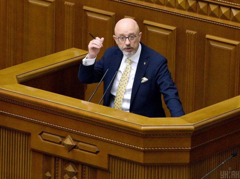 66 224 мужчин украинцев вернулись из-за границы, чтобы защищать Украину - Резников