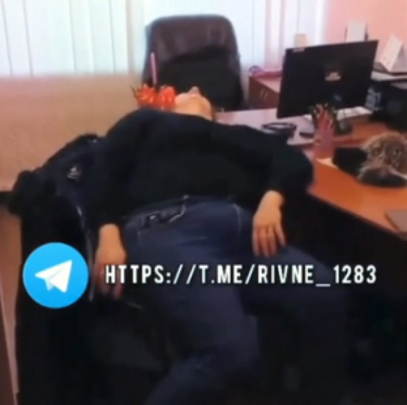 Пьяная воспитательница и голодные дети: скандал в детском саду на Ровенщине