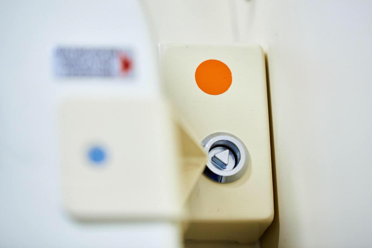 Вакуумні туалети з сенсорними кнопками зливу: Укрзалізниця запустила нові вагони