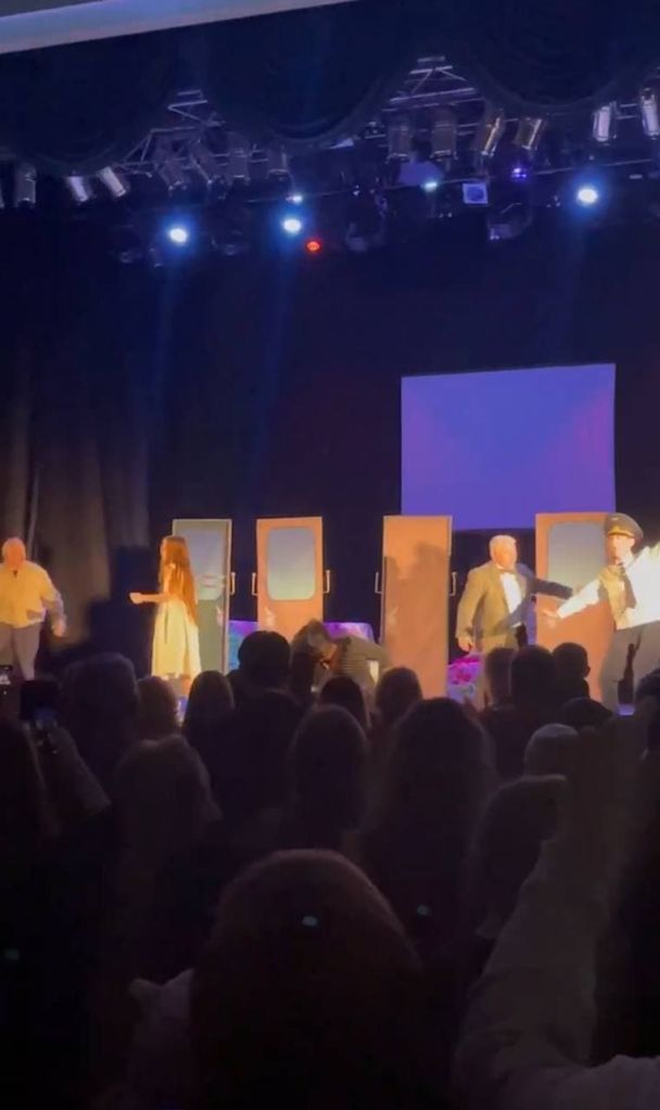 Руслана Писанка знепритомніла під час виступу: інцидент потрапив на відео Руслана Писанка знепритомніла під час виступу: інцидент потрапив на відео