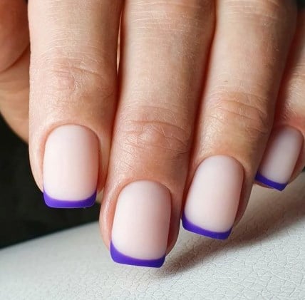 Модний френч 2022 з ефектом омолодження Модний френч 2022 з ефектом омолодження