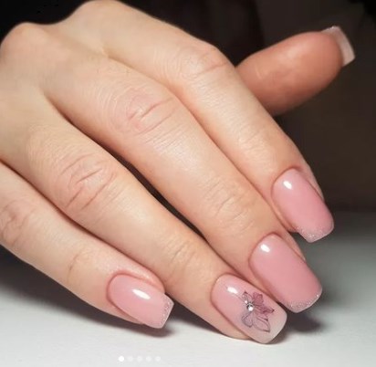 Нюдовий манікюр весна 2022 Нюдовий манікюр весна 2022