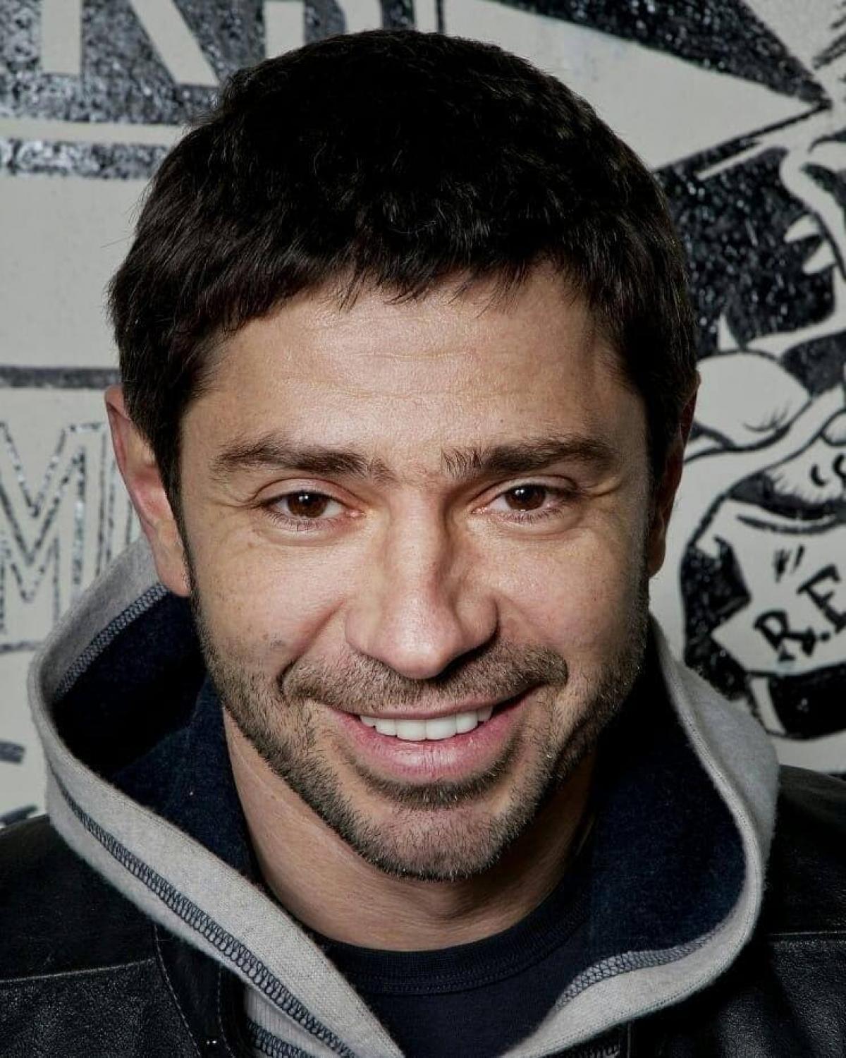 Николаев актер
