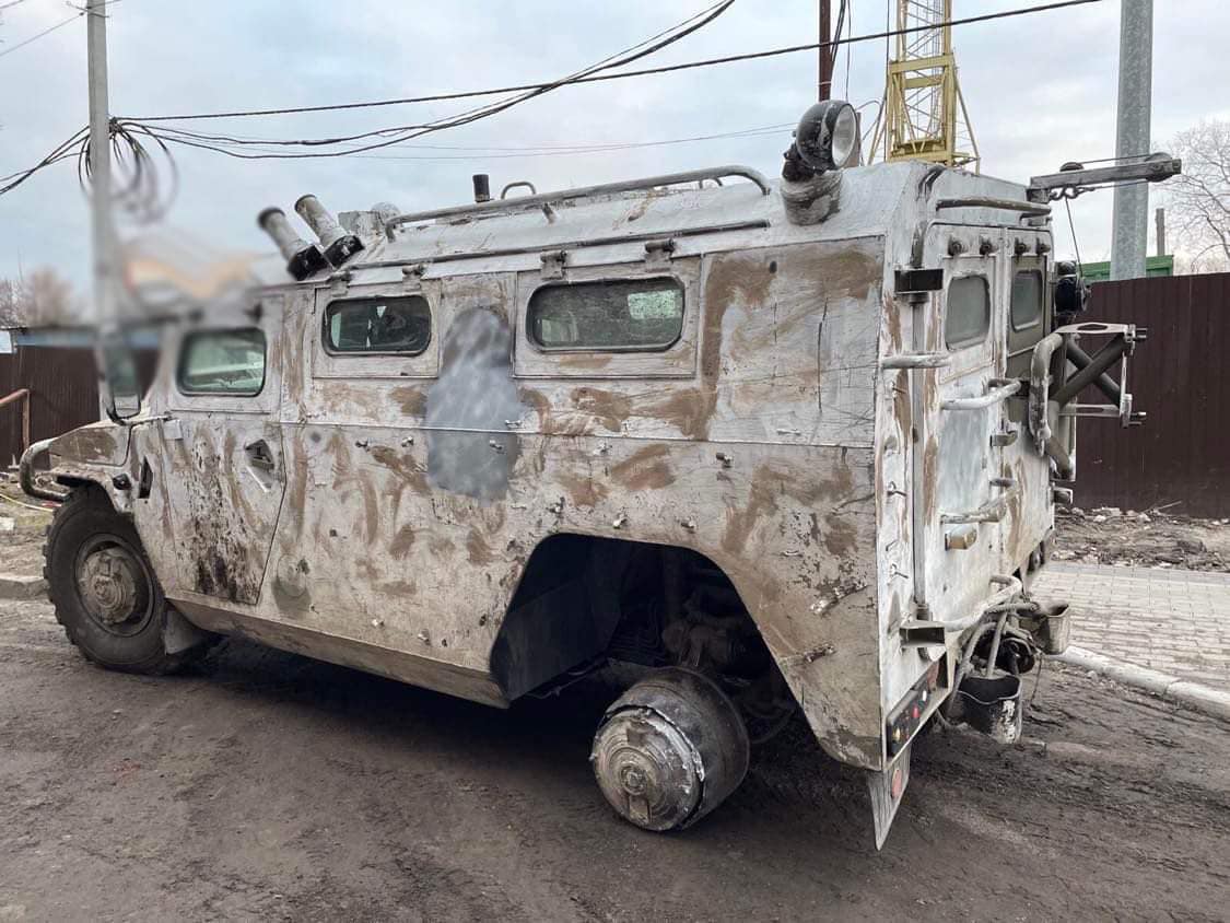 Захоплена біля Чернігова ворожа техніка