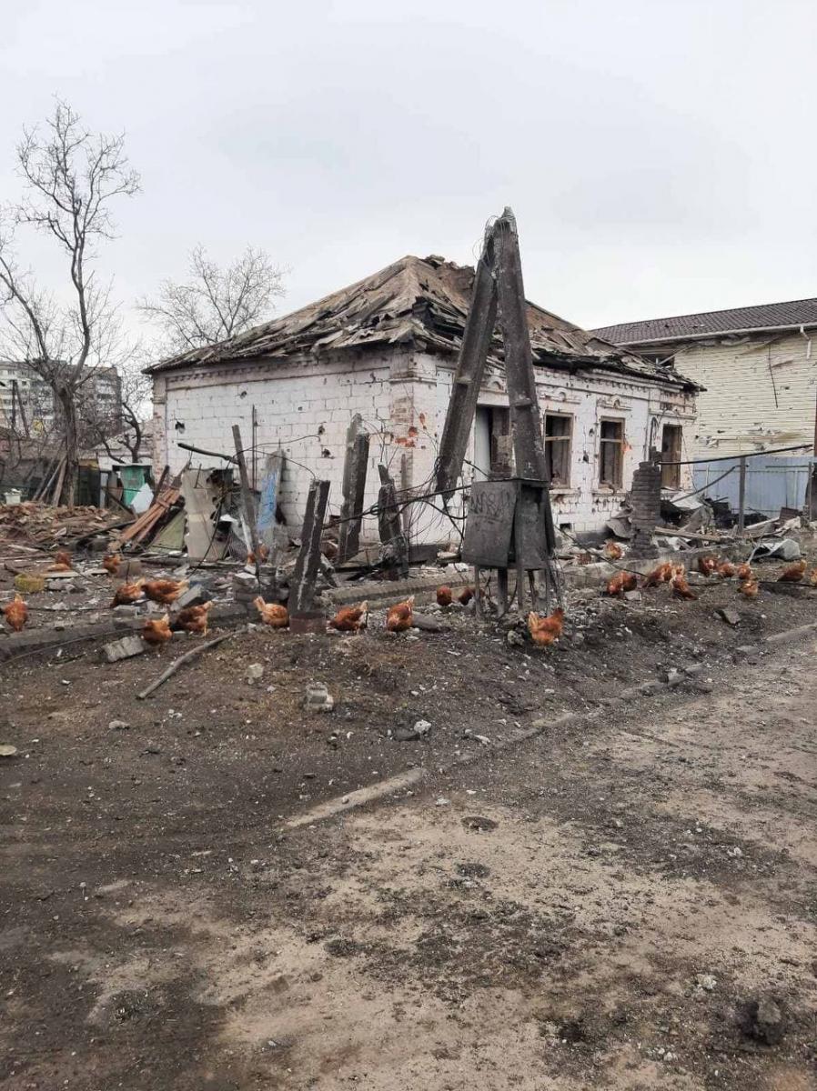 У Маріуполі показали наслідки обстрілів міста росіянами