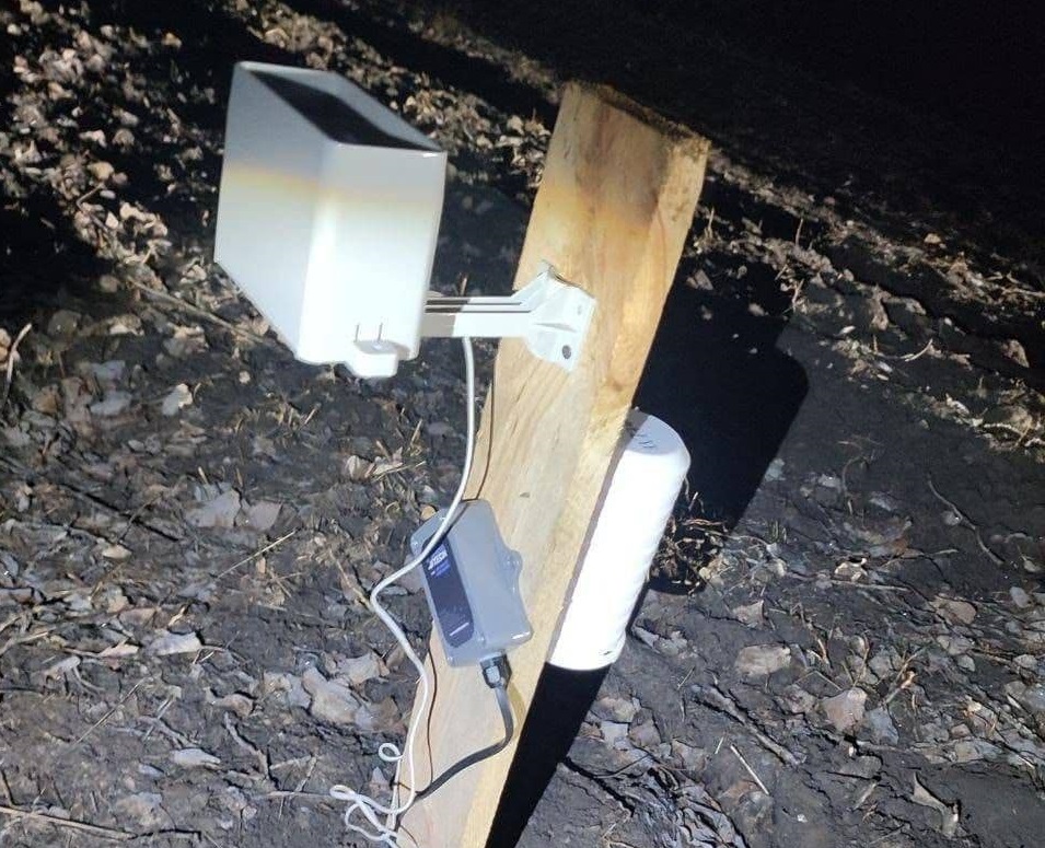 Українців закликали знищувати передавачі окупанта і показали, як вони виглядають Українців закликали знищувати передавачі окупанта і показали, як вони виглядають