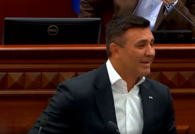 Заговорив ребусами та чіплявся до 'дівчинки': Тищенко потрапив у халепу, виступаючи в Київраді Заговорив ребусами та чіплявся до 'дівчинки': Тищенко потрапив у халепу, виступаючи в Київраді