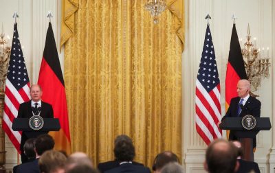 Байден, Шольц