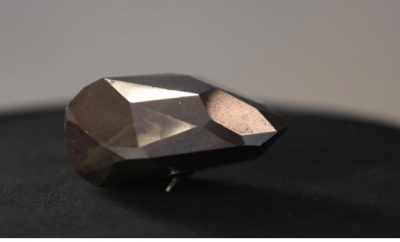 З молотка за криптовалюту пішов алмаз з космосу віком в мільярд років