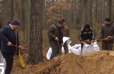 На Волині місцеві жителі посилюють кордон з Білоруссю блокпостами з окопами