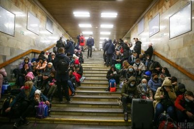 Киевское метро будет работать только как укрытие, движение поездов остановили