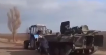 Херсонщина отжигает: в селе Любимовка цыгане угнали танк у военных России