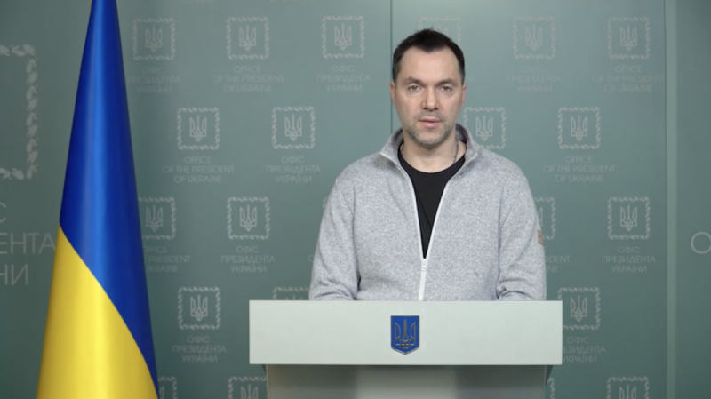 Оккупанты РФ замедлили наступление в Украине - Арестович